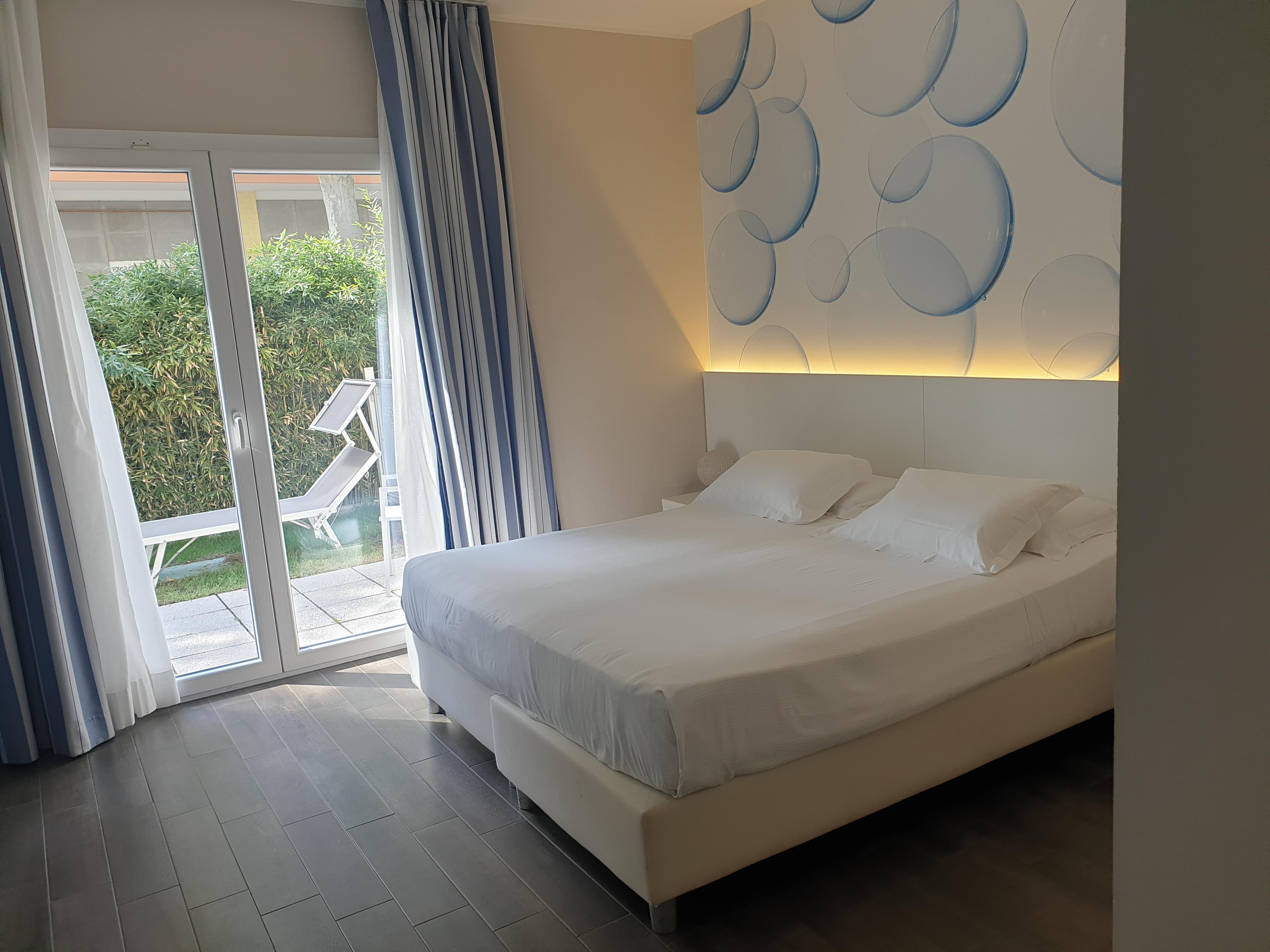 Oxygen Lifestyle Hotel Viserbella di Rimini Zewnętrze zdjęcie